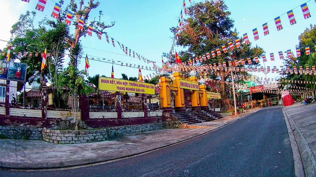 Hình ảnh chùa Bác Ái thành phố  Kon Tum - Chùa ở Việt Nam